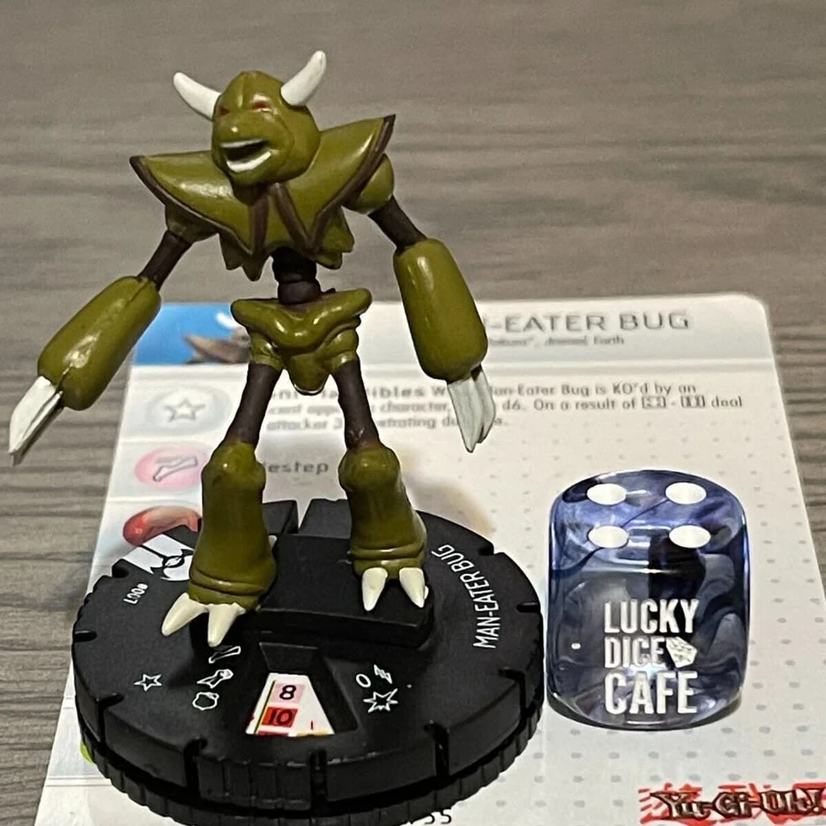 Man-Eater Bug 007  - WizKids Figure - Photo 1